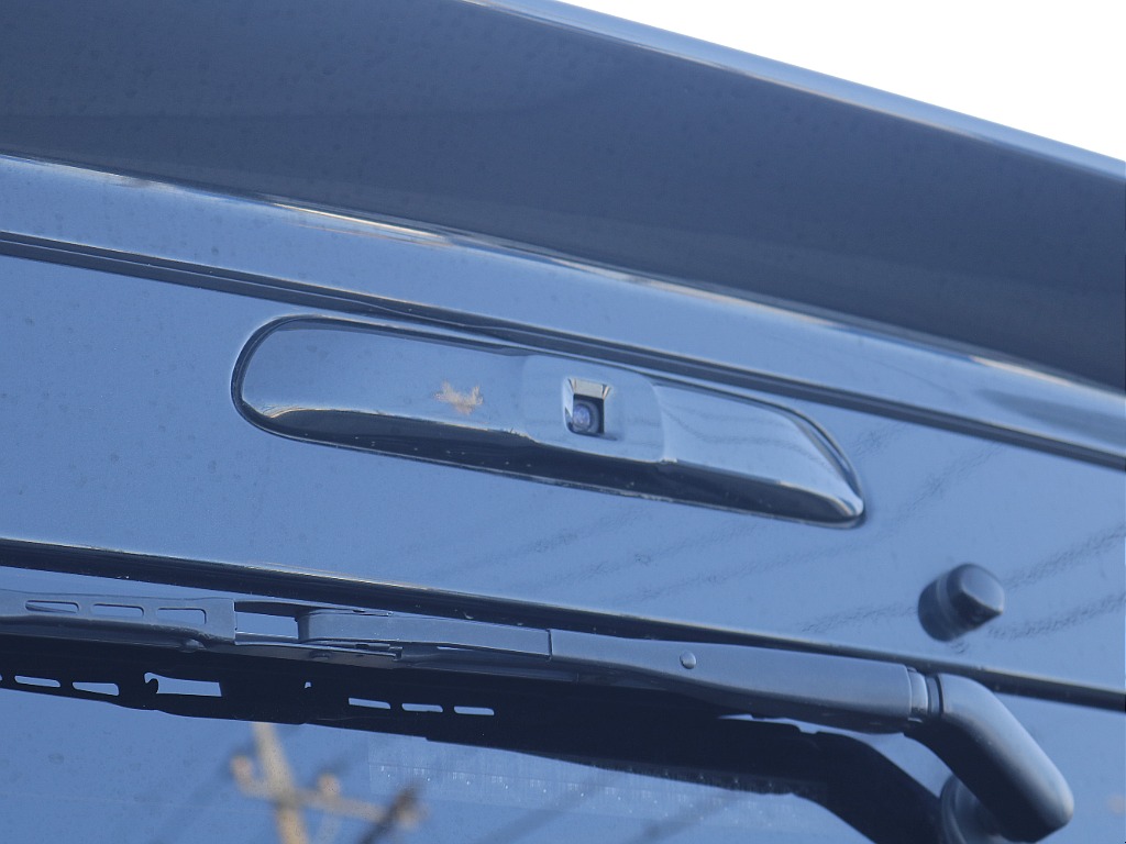 茨城県つくば市にハイエース専門の新車・中古車の展示場を展開！人気のグレード・年式をその場で見比べられます♪皆様のご来場、お問合せを心よりお待ちしております☆