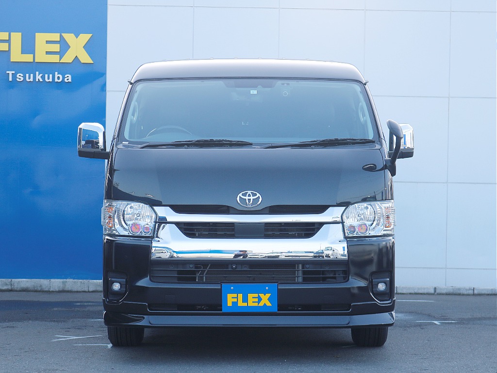 茨城県つくば市にハイエース専門の新車・中古車の展示場を展開！人気のグレード・年式をその場で見比べられます♪皆様のご来場、お問合せを心よりお待ちしております☆