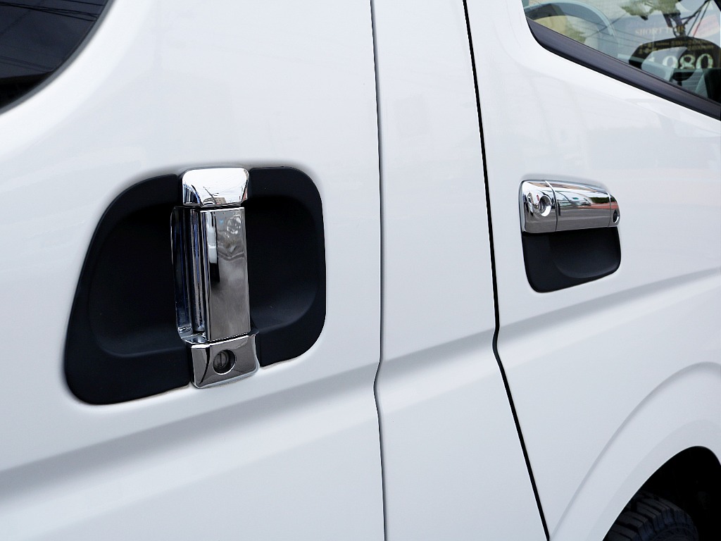 追加カスタムパーツも豊富に取り揃えておりますのでご相談下さい！