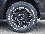 足元はDelf04 16インチ、GRANTREK　RTタイヤでオフロード感を演出♪