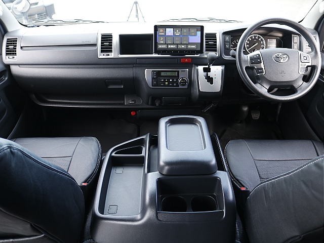 オフロードカスタムにて入庫です！