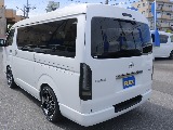 茨城県つくば市にハイエース専門の新車・中古車の展示場を展開！人気のグレード・年式をその場で見比べられます♪皆様のご来場、お問合せを心よりお待ちしております☆