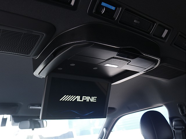 大画面ALPINE12.8inフリップダウンモニター！