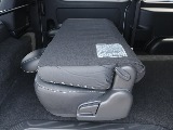 茨城県つくば市にハイエース専門の新車・中古車の展示場を展開！人気のグレード・年式をその場で見比べられます♪皆様のご来場、お問合せを心よりお待ちしております☆