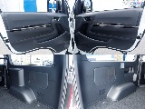 室内トリムも比較的キレイに保たれております！