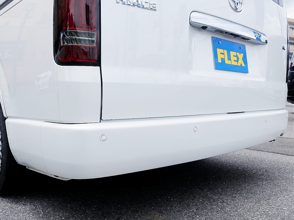 前後クリアランスソナー付きで駐車も安心♪