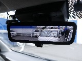 デジタルインナーミラーで後方も視界も確保♪