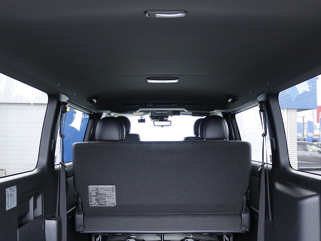 トヨタ&nbsp;ハイエースバン&nbsp;5D2.8DTスーパーGLダークプライムⅡL 4WD&nbsp;【MRT架装】【ローダウン】&nbsp;茨城県の詳細画像&nbsp;その16