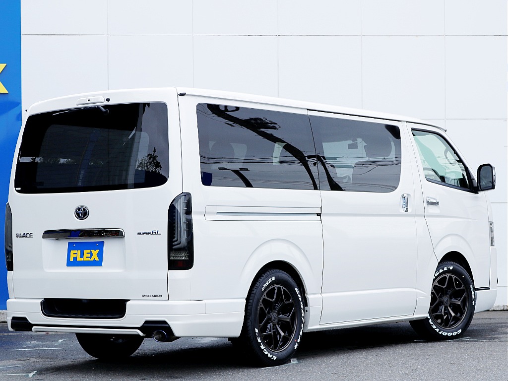 トヨタ&nbsp;ハイエースバン&nbsp;5D2.8DTスーパーGLダークプライムⅡL 4WD&nbsp;【MRT架装】【ローダウン】&nbsp;茨城県の詳細画像&nbsp;その20