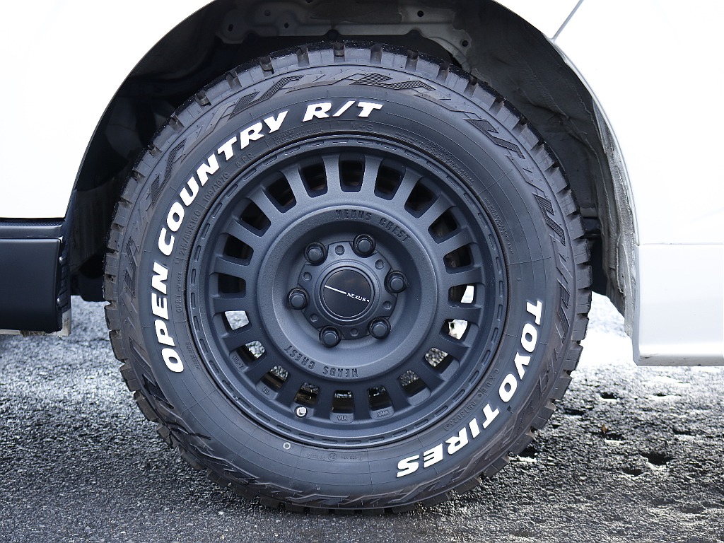 トヨタ&nbsp;ハイエースバン&nbsp;5D2.8DTスーパーGLダークプライムⅡロング&nbsp;【ブラックエディション】【フリップベッド】&nbsp;茨城県の詳細画像&nbsp;その9