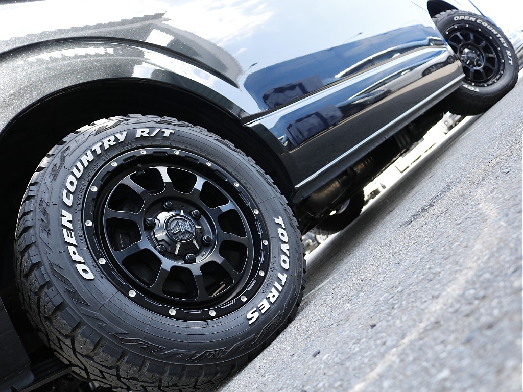 トヨタ&nbsp;ハイエース&nbsp;ワゴン2.7GLロング ミドルルーフ 4WD&nbsp;【ローダウン】【フロントスポイラー】&nbsp;茨城県の詳細画像&nbsp;その10