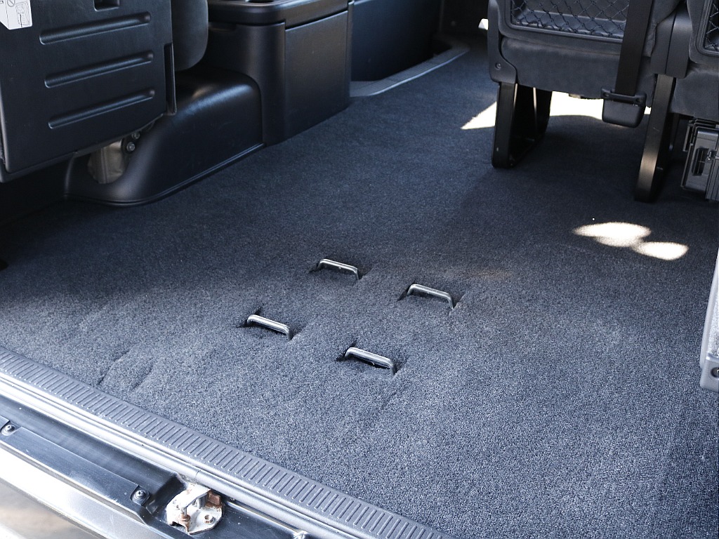 トヨタ&nbsp;ハイエース&nbsp;ワゴン2.7GLロング ミドルルーフ 4WD&nbsp;【8インチナビ】【フリップダウンモニター】&nbsp;茨城県の詳細画像&nbsp;その11