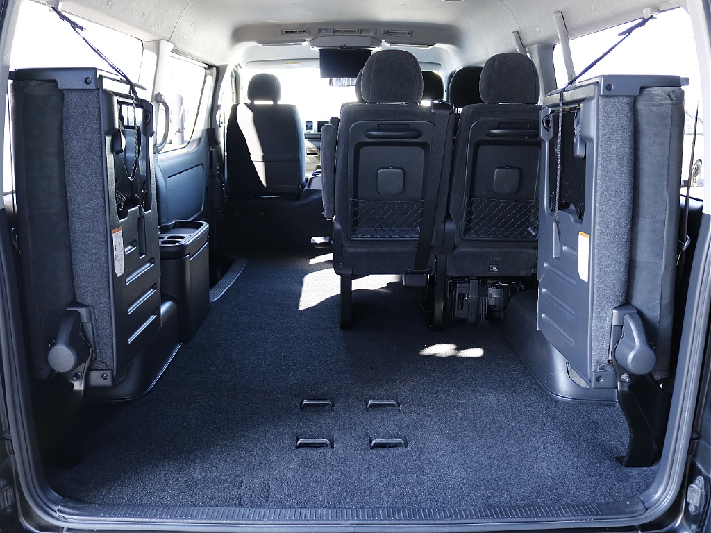 トヨタ&nbsp;ハイエース&nbsp;ワゴン2.7GLロング ミドルルーフ 4WD&nbsp;【8インチナビ】【フリップダウンモニター】&nbsp;茨城県の詳細画像&nbsp;その10