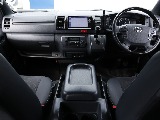 人気の2WDディーゼルターボ入庫です！豊富なメーカーオプショ...