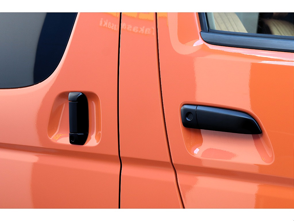 ハイエース高崎店にて展示中♪気になった方はお早めにご連絡くださいませ！0247-329-5670