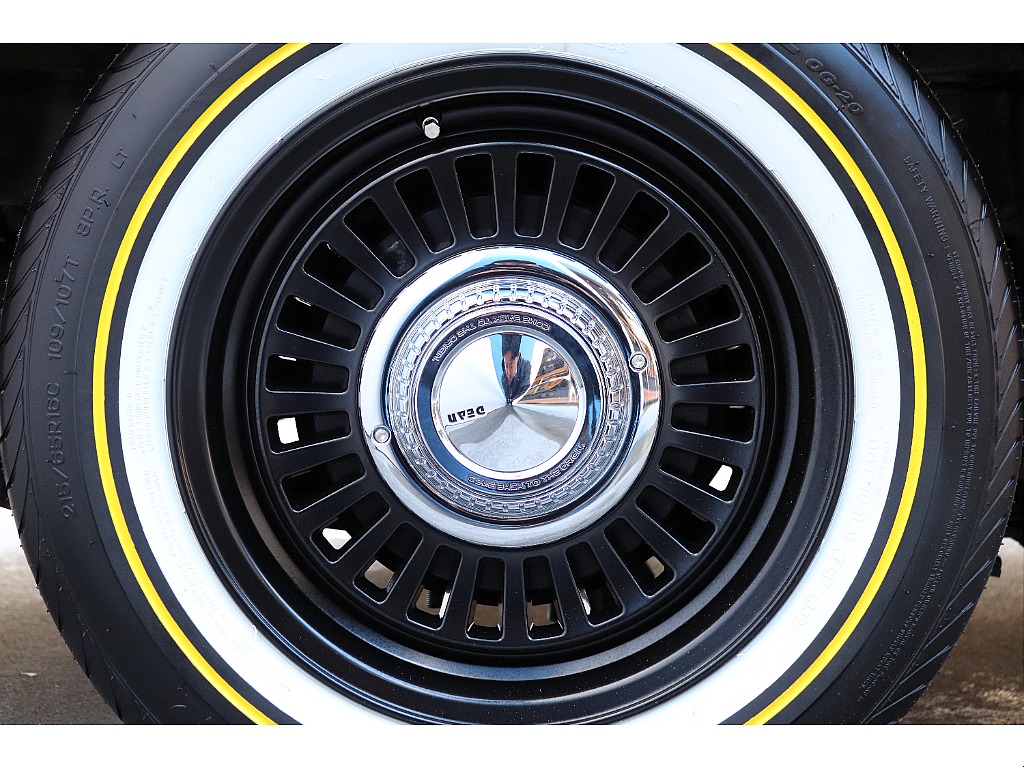 ハイエース高崎店にて展示中♪気になった方はお早めにご連絡くださいませ！0247-329-5670