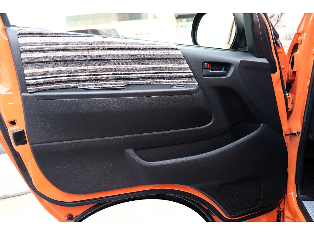 ハイエース高崎店にて展示中♪気になった方はお早めにご連絡くださいませ！0247-329-5670