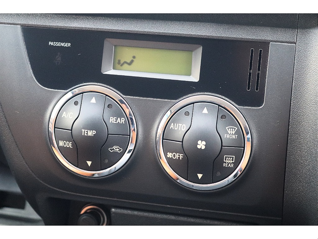 ハイエース高崎店にて展示中♪気になった方はお早めにご連絡くださいませ！0247-329-5670