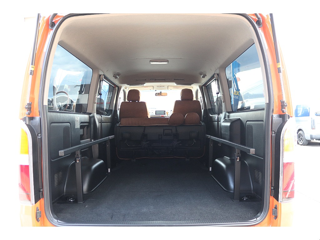 ハイエース高崎店にて展示中♪気になった方はお早めにご連絡くださいませ！0247-329-5670