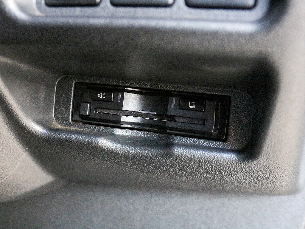 お出かけに便利なETC2.0完備！！