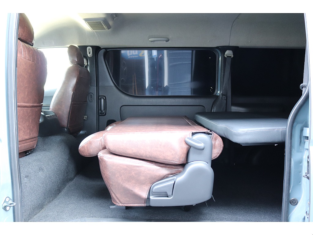 ハイエースセカンド高崎店にて展示中♪027-384-3591