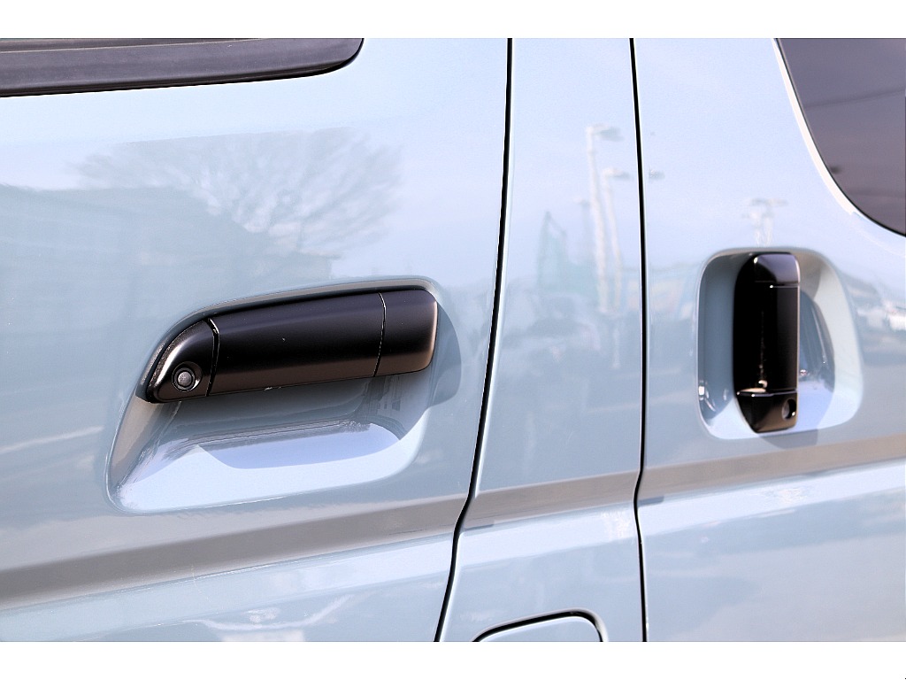 ハイエースセカンド高崎店にて展示中♪027-384-3591