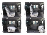 セカンドシートは跳ね上げ可能?