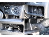メーカーオプションも多数装備♪