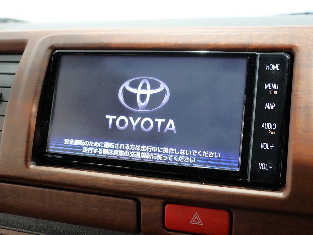 トヨタ ハイエースバン(25枚目)
