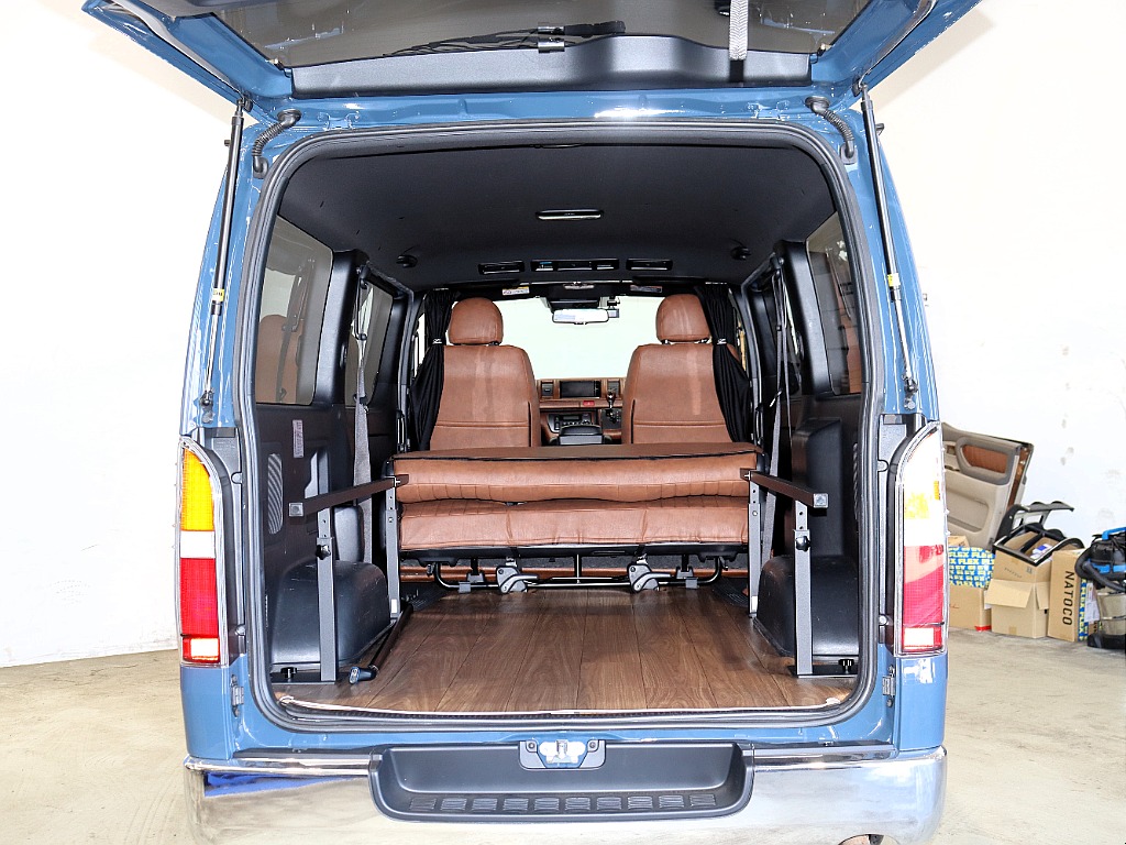トヨタ ハイエースバン(57枚目)