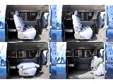 セカンドシートは跳ね上げ可能です♪