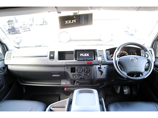 ハイエースセカンド高崎店にて展示中♪027-384-3591