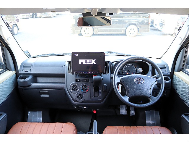 ハイエースセカンド高崎店にて展示中♪027-384-3591