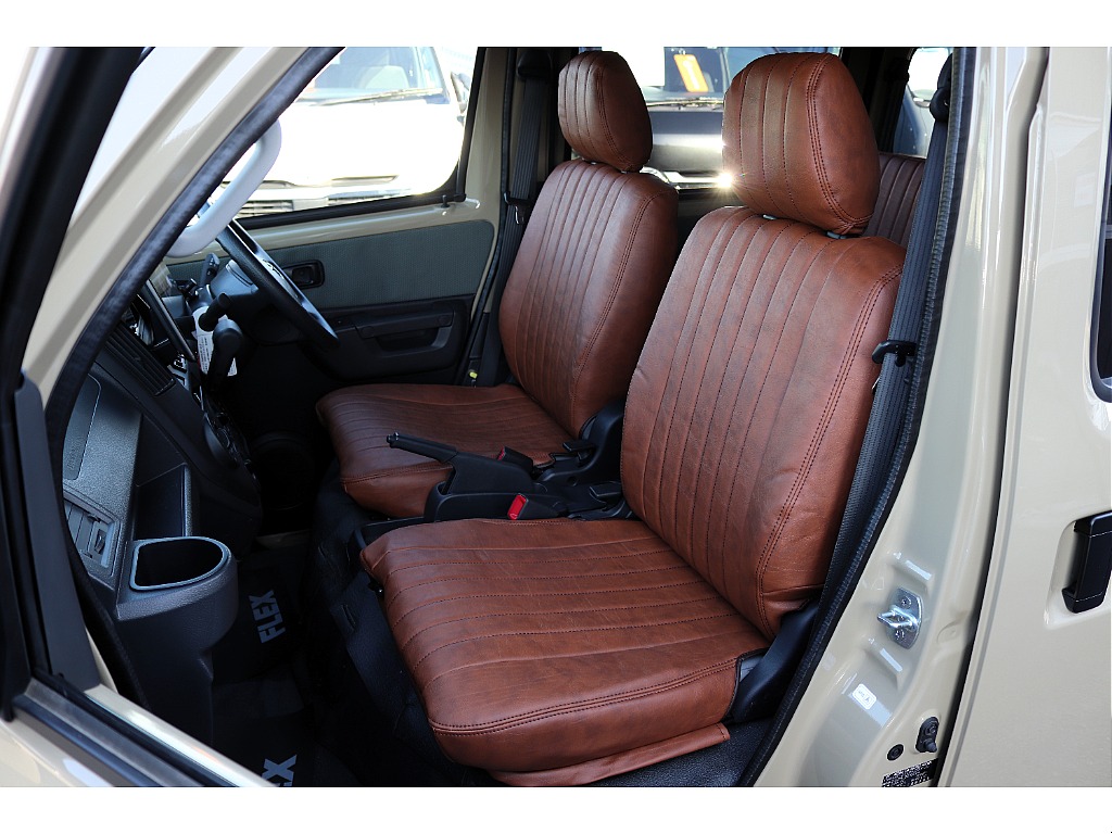 ハイエースセカンド高崎店にて展示中♪027-384-3591