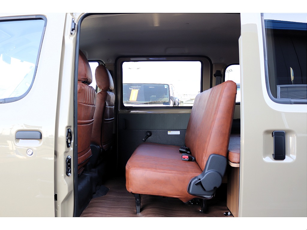 ハイエースセカンド高崎店にて展示中♪027-384-3591