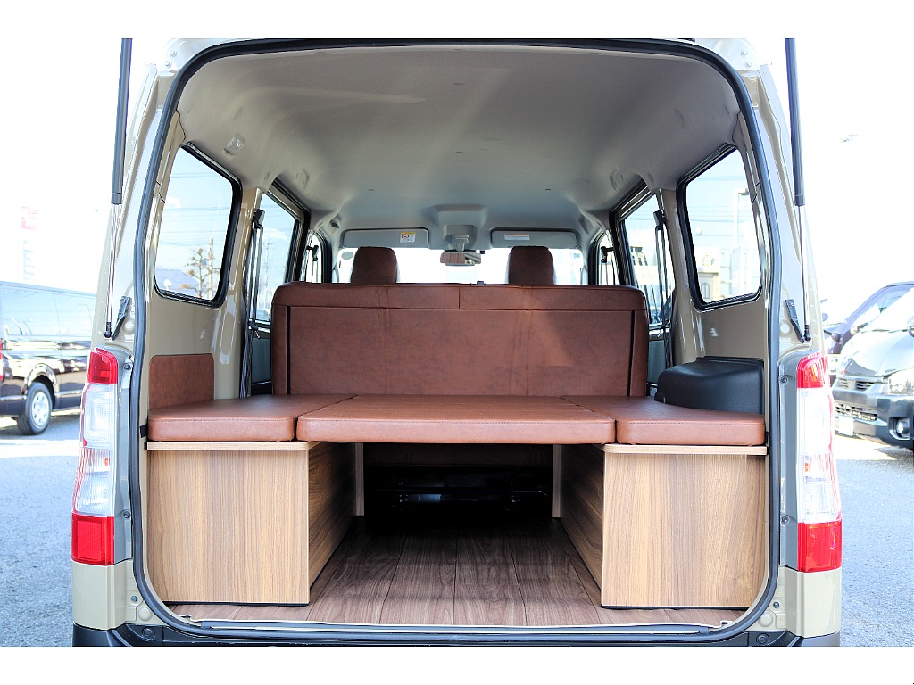 ハイエースセカンド高崎店にて展示中♪027-384-3591