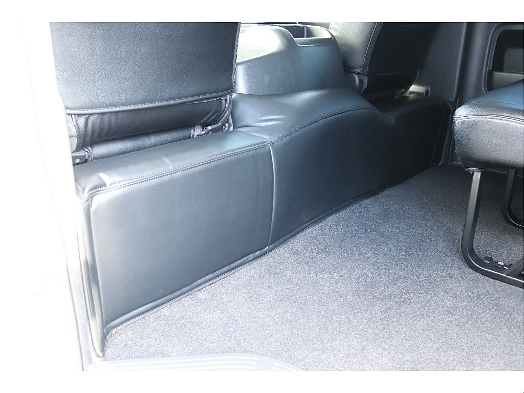 ハイエースセカンド高崎店にて展示中♪027-384-3591