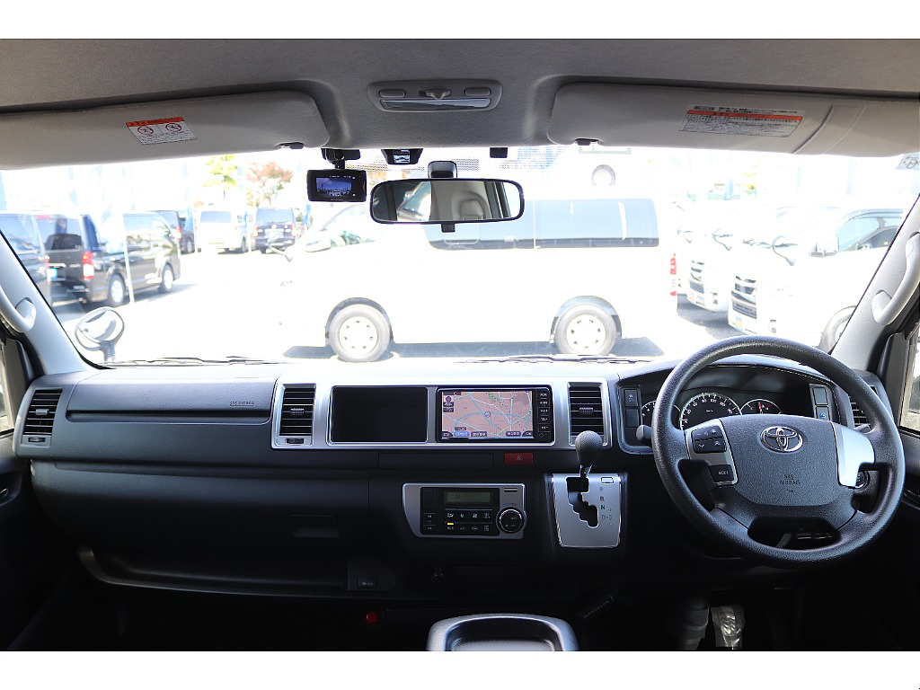 ハイエースセカンド高崎店にて展示中♪027-384-3591