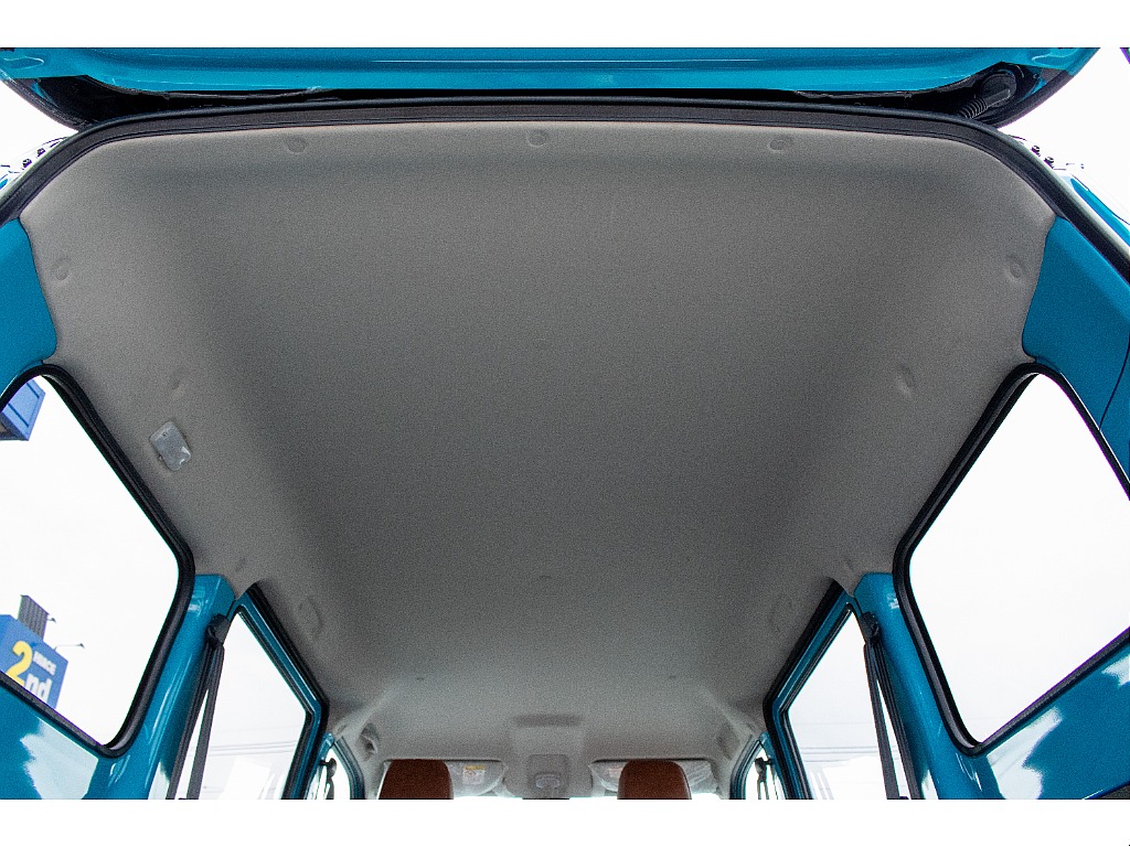 ハイエースセカンド高崎店にて展示中♪