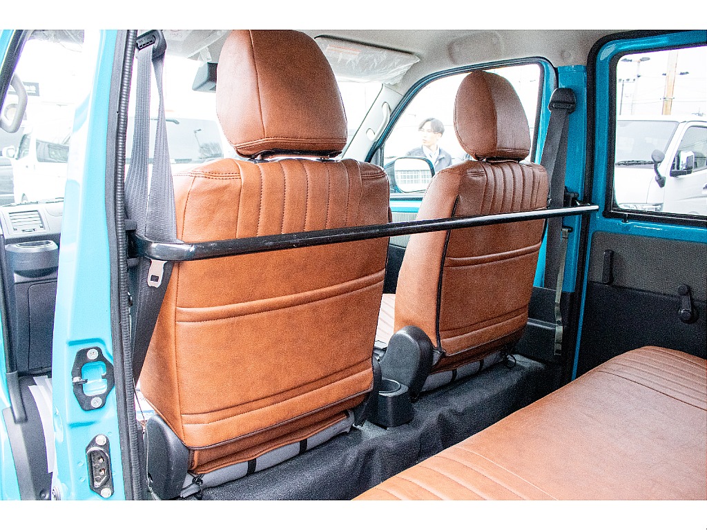 ハイエースセカンド高崎店にて展示中♪