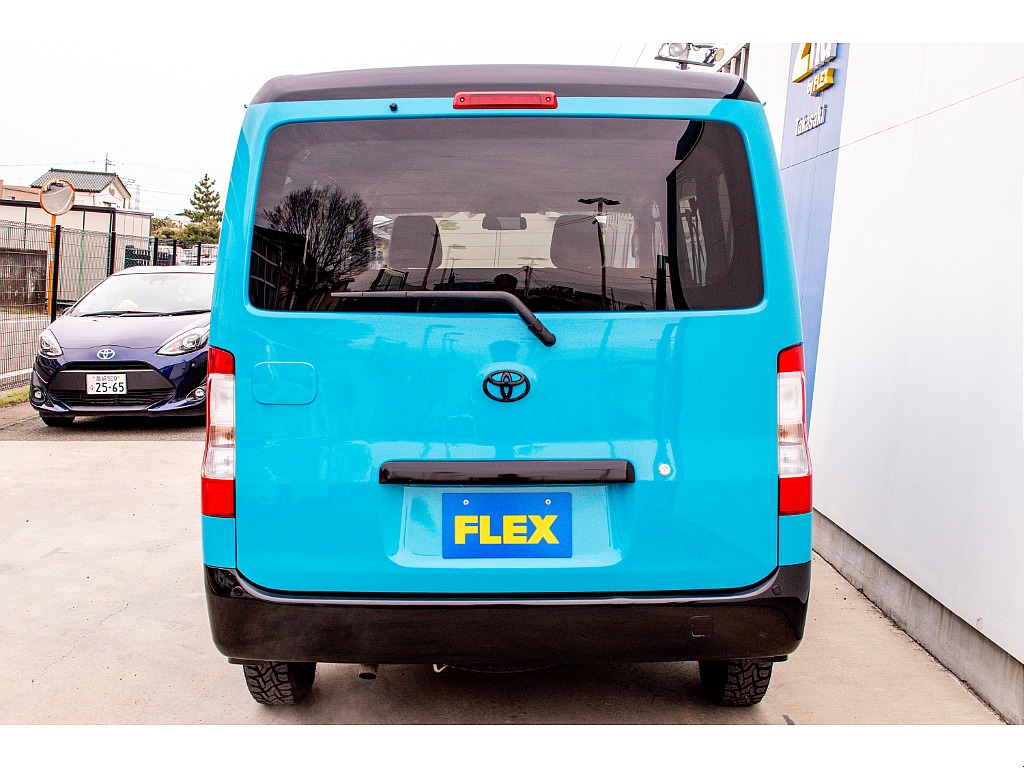 ハイエースセカンド高崎店にて展示中♪