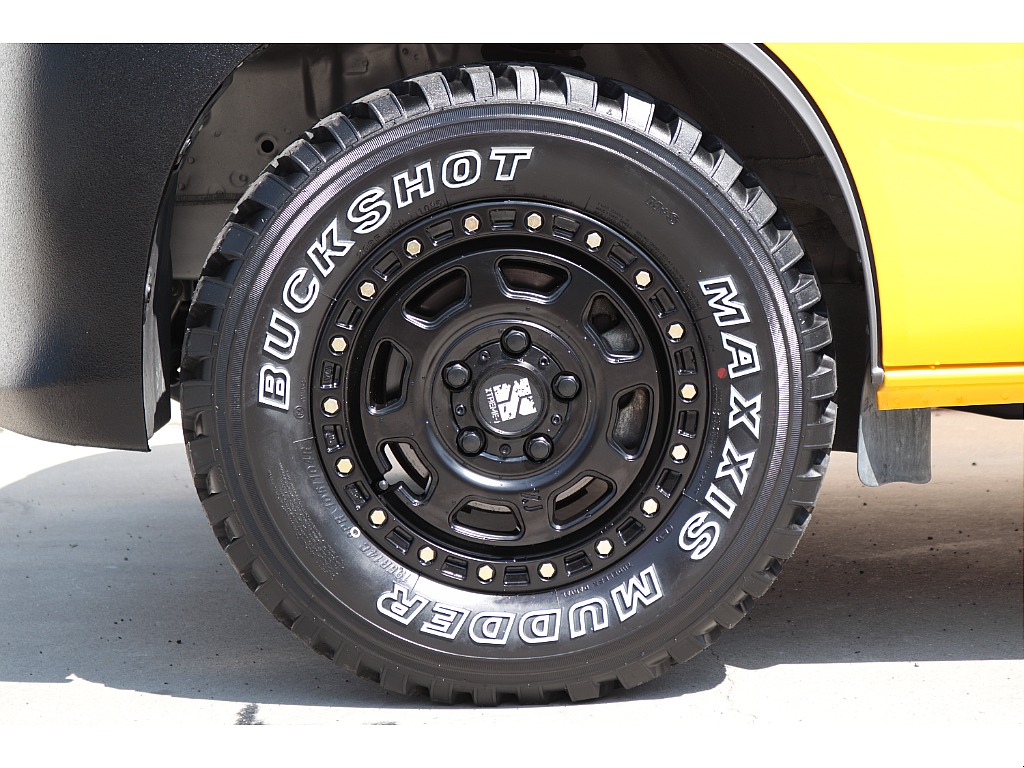 アルミホイール×マッドタイヤ♪