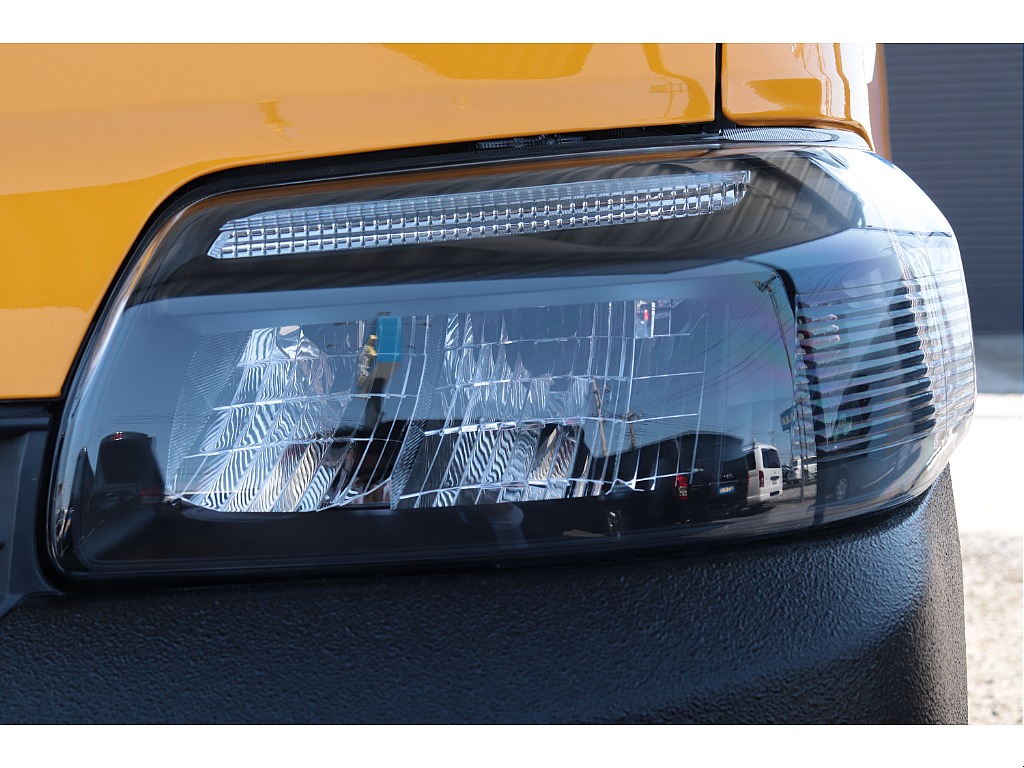 ハイエースセカンド高崎店にて展示中♪