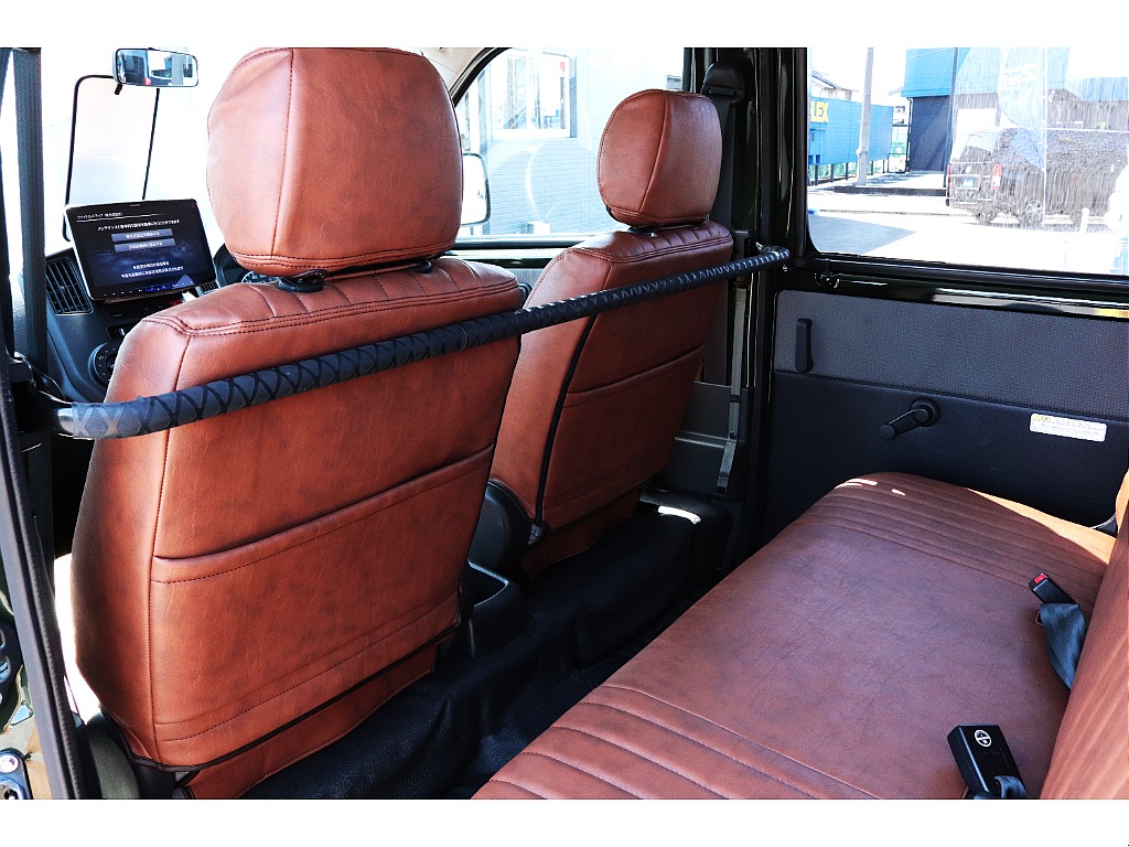 ハイエースセカンド高崎店にて展示中♪027-384-3591