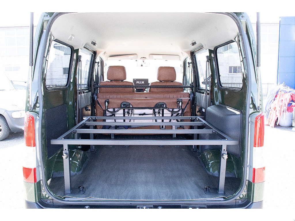 ハイエースセカンド高崎店にて展示中♪027-384-3591