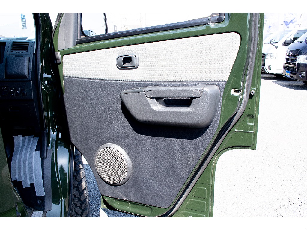 ハイエースセカンド高崎店にて展示中♪027-384-3591