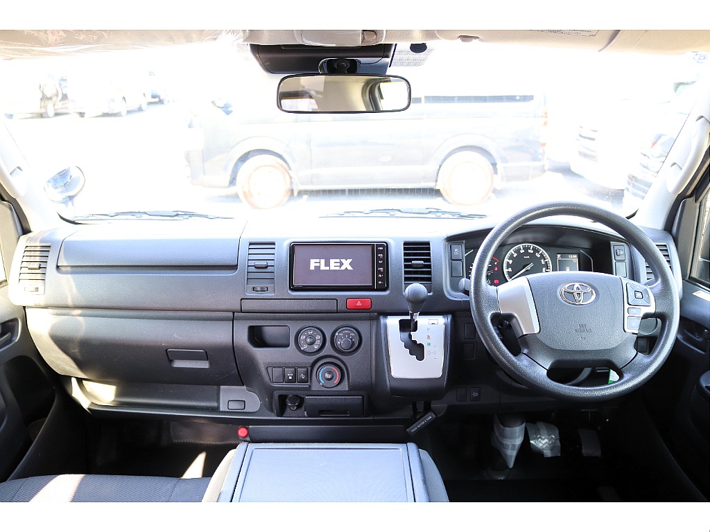 ハイエースセカンド高崎店にて展示中♪027-384-3591