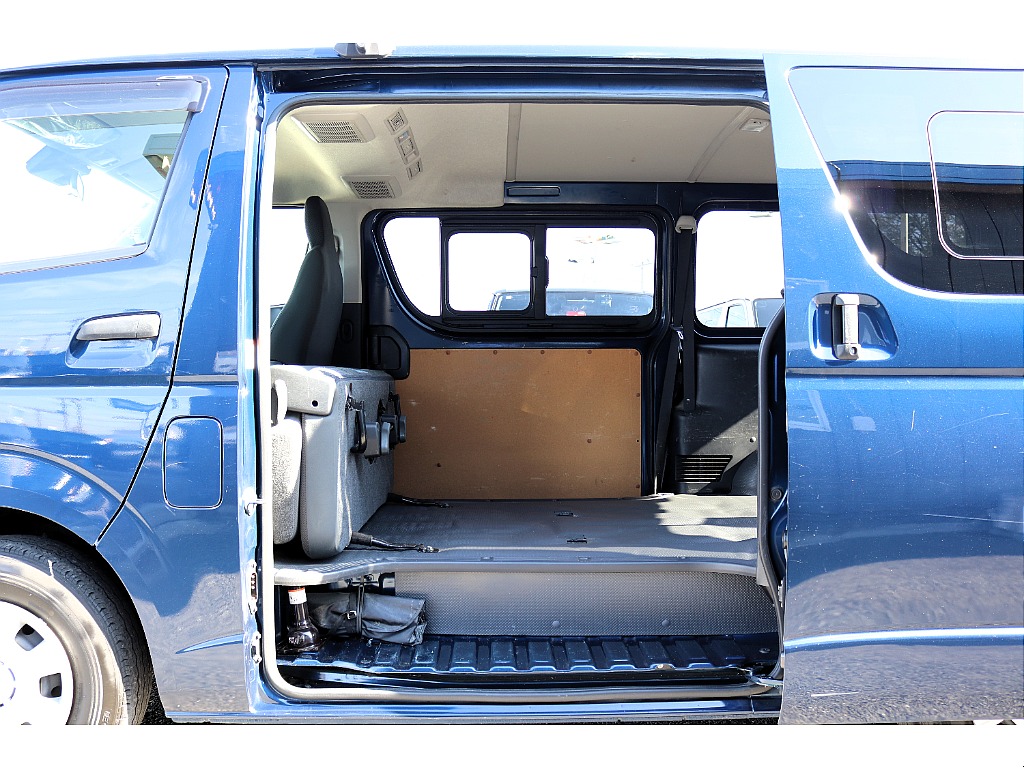 ハイエースセカンド高崎店にて展示中♪027-384-3591