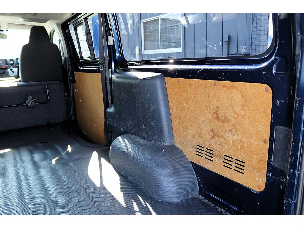 ハイエースセカンド高崎店にて展示中♪027-384-3591