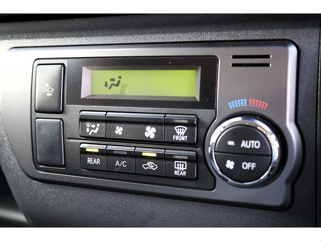 ハイエースセカンド高崎店にて展示中♪027-384-3591